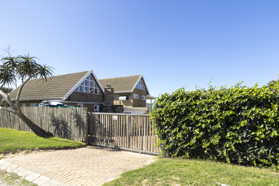 4 Bedroom Property for Sale in Forest Downs Eastern Cape